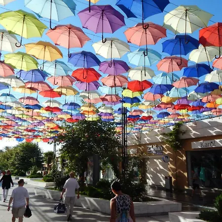 Аркадия, Южная Пальмира, 3-Х Комнатные Апартаменты מלון אודסה