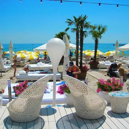 Аркадия, Южная Пальмира, 3-Х Комнатные Апартаменты Odessa