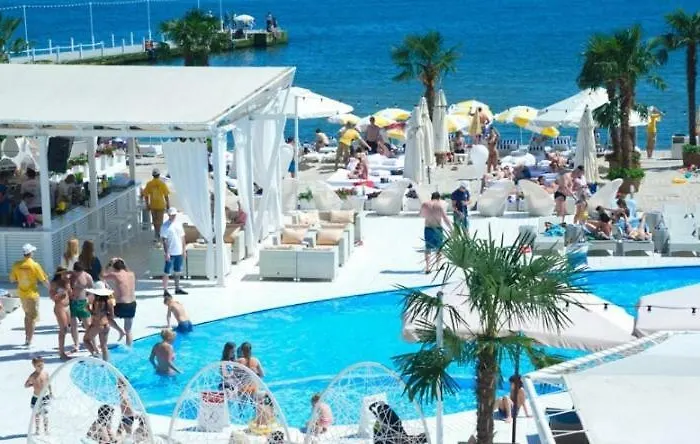 Аркадия, Южная Пальмира, 3-Х Комнатные Апартаменты * Odessa